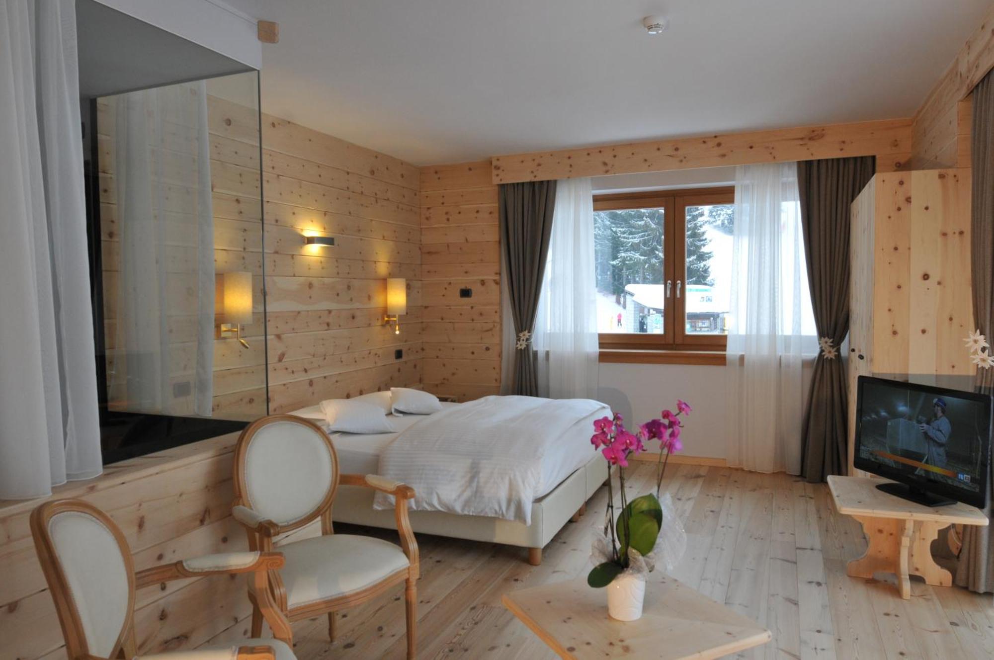 Chalet Laura Lodge Hotel Madonna Zewnętrze zdjęcie